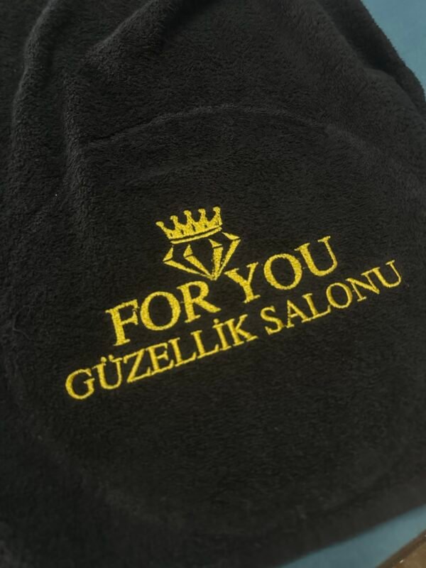 Özel Logo Nakışlı Siyah Havlu Seti Üretimi - Görsel 4